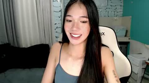 Reign online show from June 16, 10:00 pm