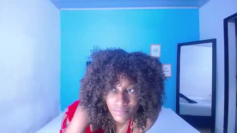 Snapshot of innocent_sexybaby chatting on October 17, 10:02 pm innocent_sexybaby online show from October 17, 10:02 pm