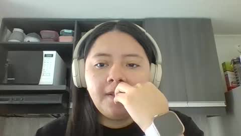 Iris 3 online show from April 23, 2:52 pm