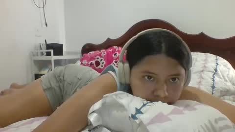 Iris 3 online show from April 22, 8:17 pm