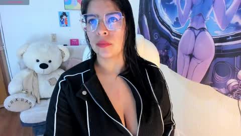 Irene Casas online show from April 26, 2:31 am