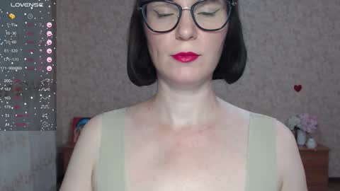 Snapshot of irenlarasani chatting on September 20, 12:25 pm IrenLarasani online show from September 20, 12:25 pm