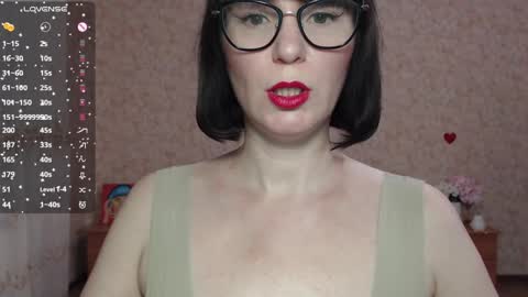 Snapshot of irenlarasani chatting on January 30, 7:18 am IrenLarasani online show from January 30, 7:18 am