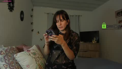 Snapshot of irina_05 chatting on January 4, 11:27 pm IRINA online show from January 4, 11:27 pm