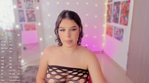 Snapshot of irinasilver chatting on December 31, 7:40 pm Irina Silver cami online show from December 31, 7:40 pm