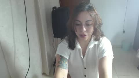 irisarellano_ online show from March 7, 2:57 pm