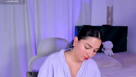 Iris Moira  online show from February 20, 11:12 am