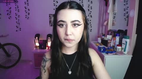 Iris  online show from January 18, 7:37 am