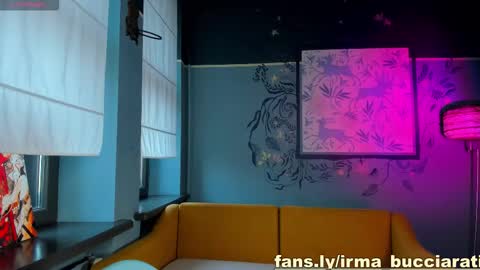 Snapshot of irma_bucciarati chatting on October 13, 7:11 am irma_bucciarati online show from October 13, 7:11 am
