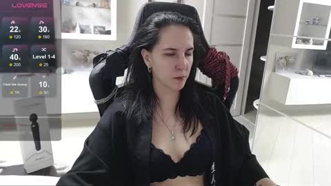 Irwi Tomboy online show from September 23, 5:33 pm