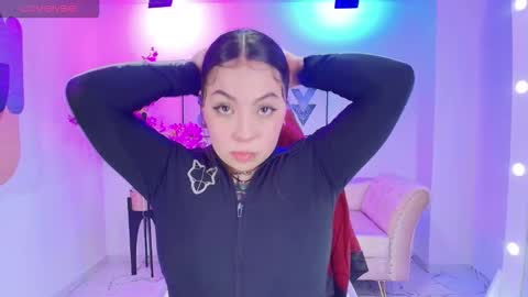 Snapshot of isa_reel chatting on October 4, 9:30 pm ISA online show from October 4, 9:30 pm
