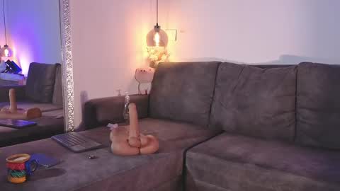 Isabela online show from April 27, 11:51 am