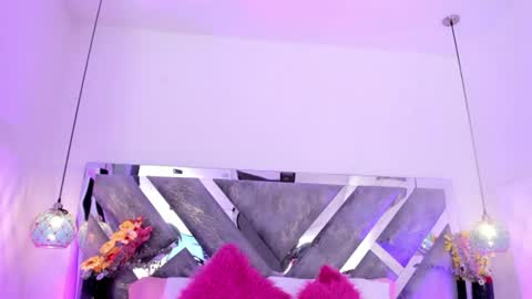 Mommy Isa online show from June 11, 12:13 pm