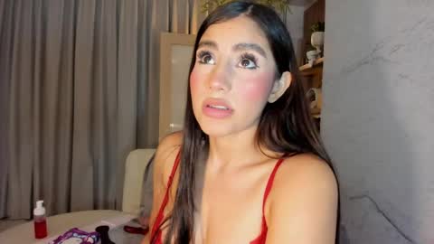 isabelastefano online show from June 5, 3:32 am