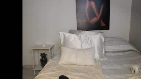 Isabella 696 online show from April 25, 1:08 am