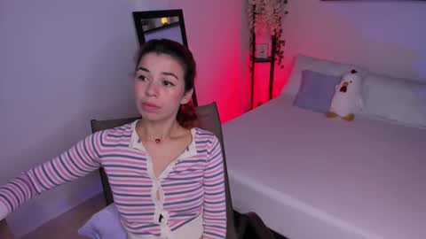 Snapshot of isabella_boyer chatting on September 25, 5:55 pm isabella online show from September 25, 5:55 pm