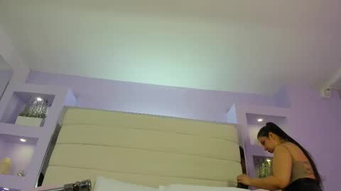 Isa online show from January 6, 4:05 am