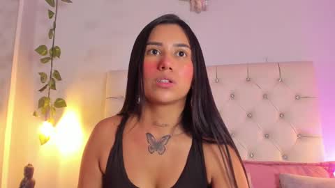 Snapshot of isabella_flowerss chatting on September 9, 8:30 pm online show from September 9, 8:30 pm