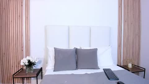 isabellaabliss online show from July 29, 7:03 pm
