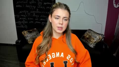 isabellabler online show from October 21, 11:58 am