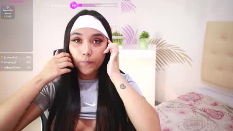   online show from November 26, 1:01 pm