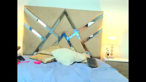 IsabellMendez online show from April 21, 8:49 pm