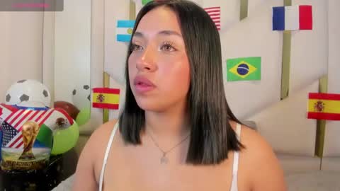 isabellrodriguez18 online show from June 16, 4:57 am