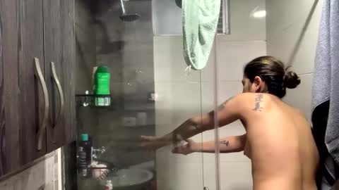 Isa online show from November 24, 5:53 am