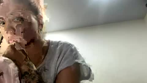 ISADORA online show from July 6, 4:07 am
