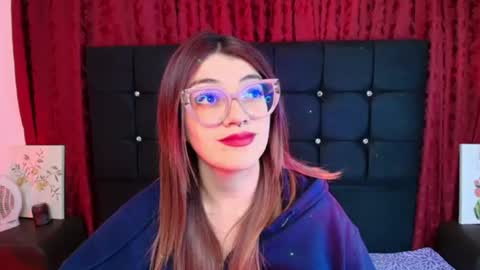 Isabella Ferrer online show from July 13, 5:52 am