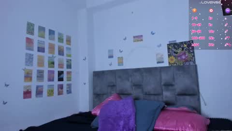 Snapshot of isangel_ chatting on March 12, 3:57 am Isabela online show from March 12, 3:57 am