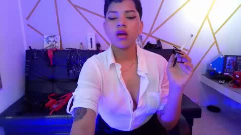 isabela online show from September 30, 4:18 am