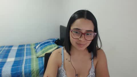 Emma online show from December 18, 3:11 am