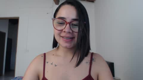 Emma online show from November 6, 7:09 pm