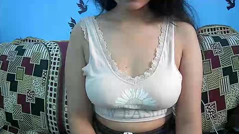 ishika_singh_ online show from January 17, 10:23 am