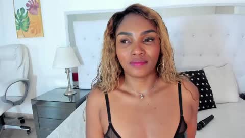 Vanessa online show from June 5, 11:49 am