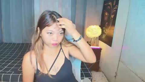 YOUR ISLAND GIRL WHO NAMED ALEXA online show from November 4, 12:10 pm