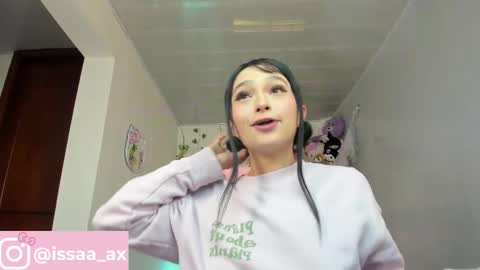 I S S A B E L A Igissaa ax    Xlittleissa  online show from September 27, 2:41 am