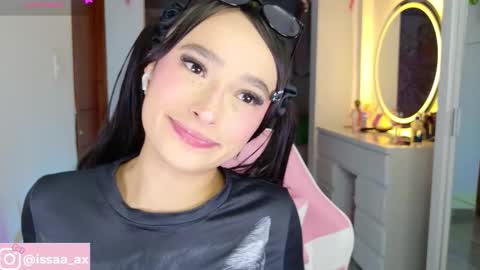 I S S A B E L A Igissaa ax    Xlittleissa  online show from March 4, 10:27 pm