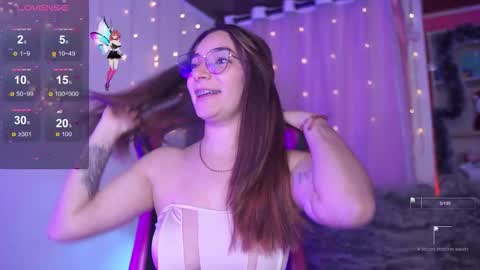 ISSA  online show from November 21, 11:07 pm