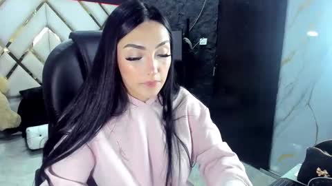 issabela_mackey_ online show from November 27, 5:32 am