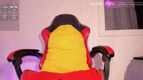 Snapshot of issanoir chatting on October 10, 1:49 pm Issa online show from October 10, 1:49 pm