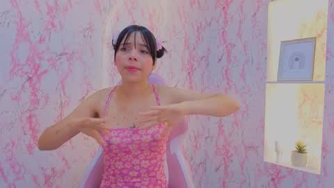 IssaSkinny online show from January 18, 11:39 am