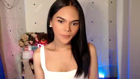 Snapshot of itgirl_cathy chatting on February 22, 11:54 pm CathCathy online show from February 22, 11:54 pm