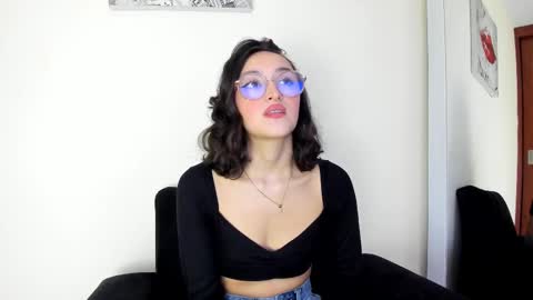 Snapshot of its__angelica_ chatting on February 15, 5:50 pm Angelica online show from February 15, 5:50 pm