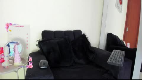 Snapshot of its__angelica_ chatting on October 9, 7:18 pm Angelica online show from October 9, 7:18 pm