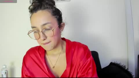 Snapshot of its__angelica_ chatting on October 3, 10:26 pm Angelica online show from October 3, 10:26 pm