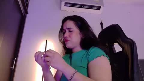 K A R I online show from April 26, 12:52 am