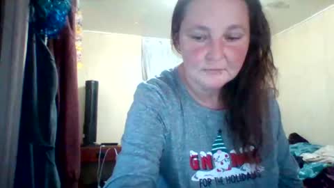 Snapshot of its_kimber chatting on February 4, 3:15 pm its kimber online show from February 4, 3:15 pm