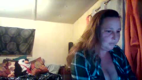 Snapshot of its_kimber chatting on October 1, 10:26 pm its kimber online show from October 1, 10:26 pm